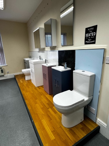 Bathroom Showroom showing sinks and toilets